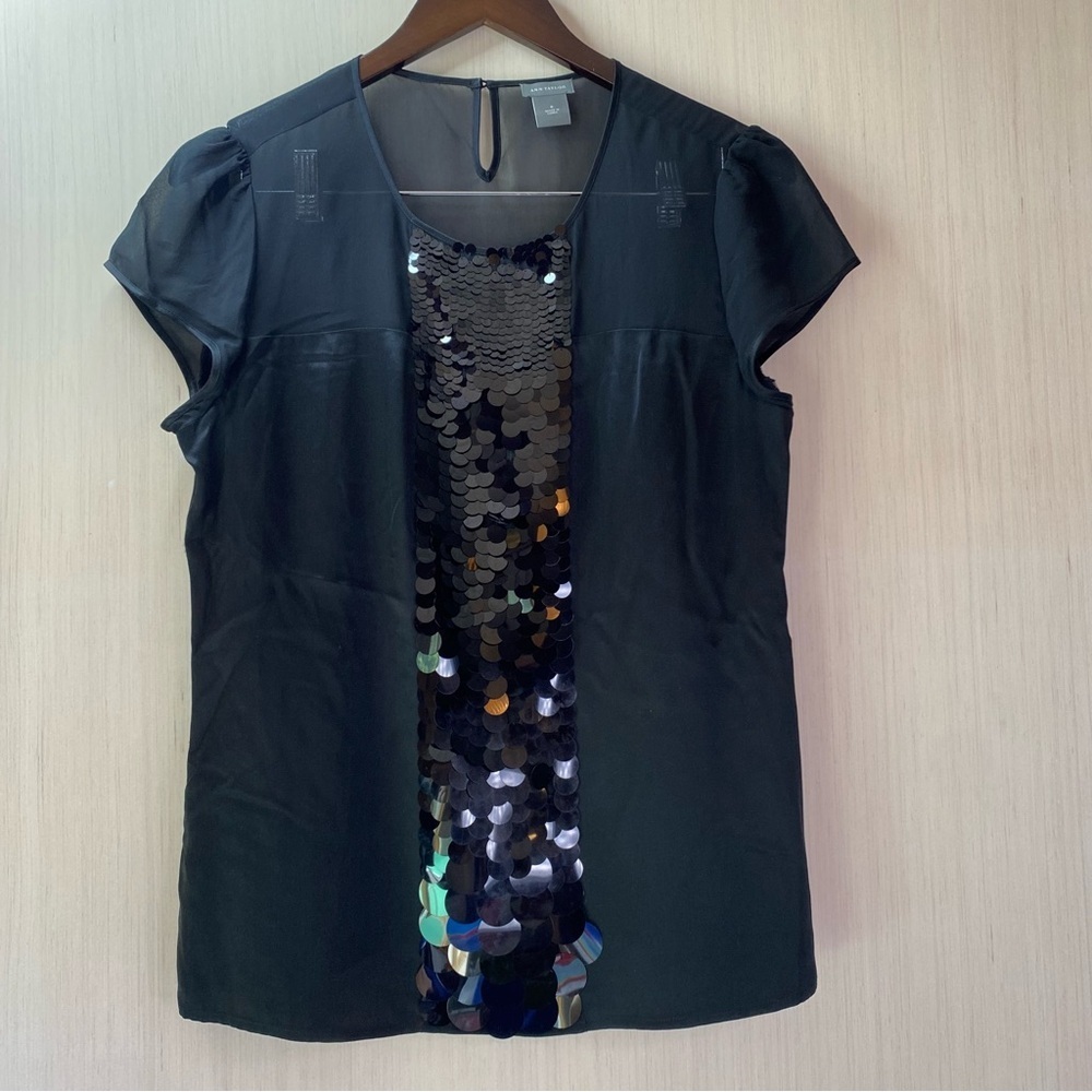 Ann Taylor Women’s Black Sequin Satin Cap Sleeve Side Zip Blouse Size 8